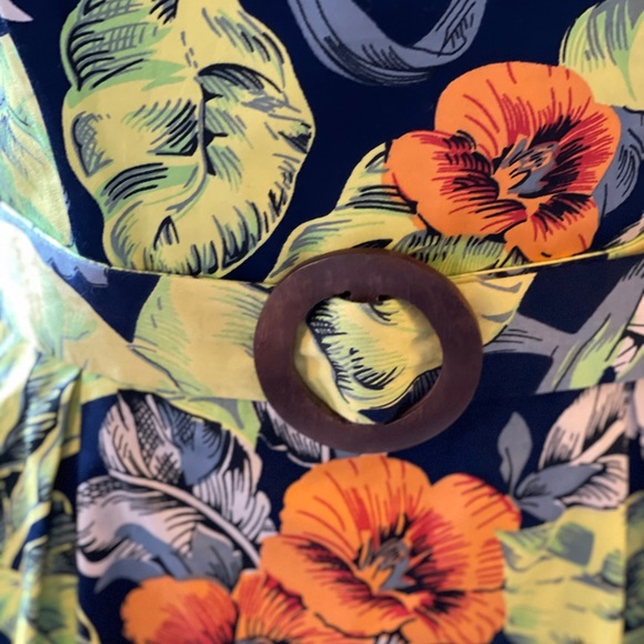 Tiki dress - Picture 4 of 6